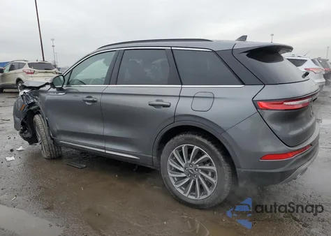 2025 Lincoln Corsair Reserve z USA, uszkodzony, nr VIN 5LMCJ2DA7SUL03712